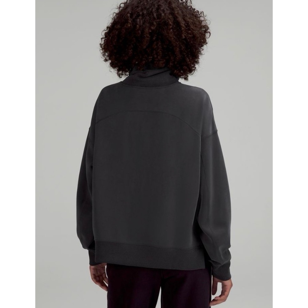 Lululemon Softstreme Turtleneck Pullover Sweatshirt Charcoal Grey Size 6